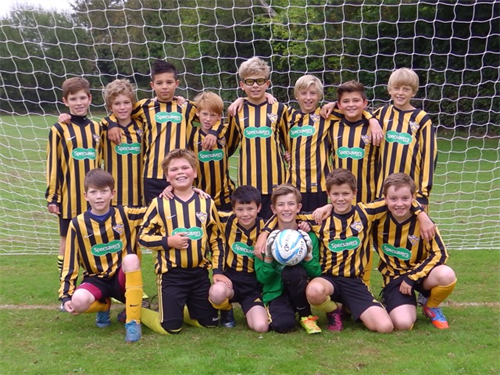 SPECSAVERS U12 TEAM PHOTO -KIRDFORD JFC 14-15